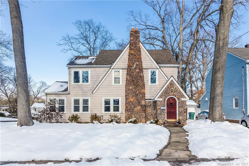 163 Woodlawn Street Hamden CT 06517