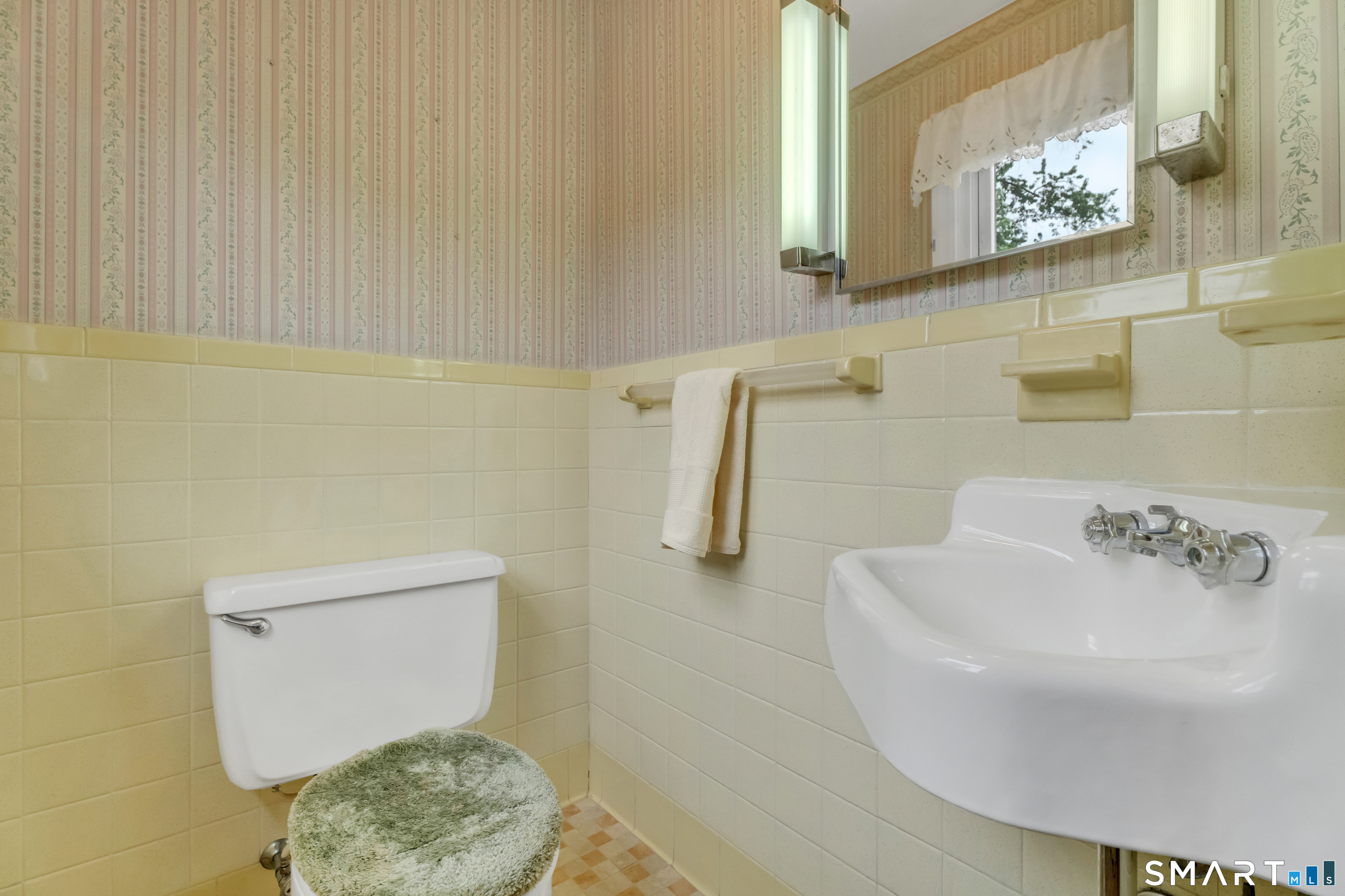 359 North Elm Street Wallingford CT 06492