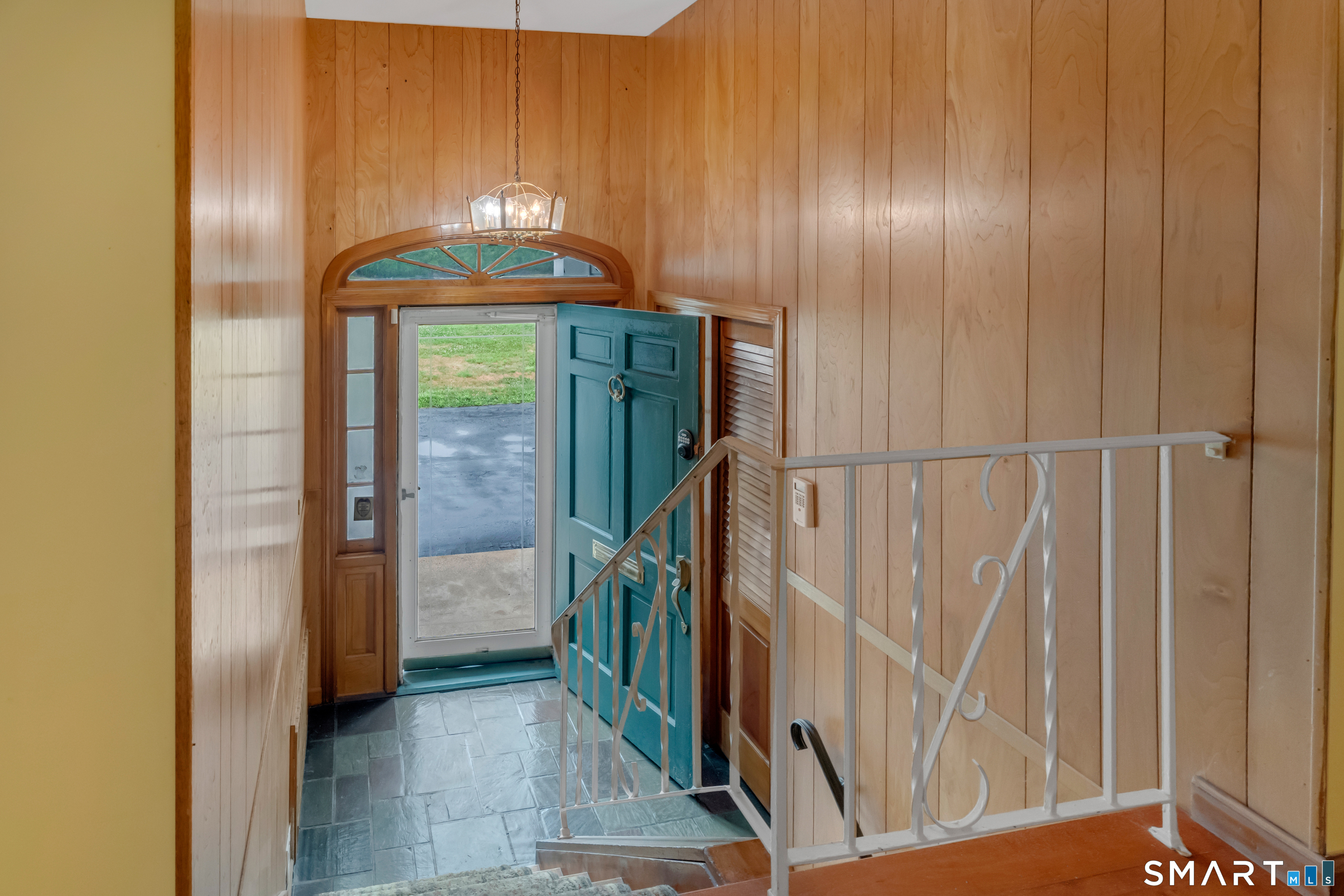359 North Elm Street Wallingford CT 06492
