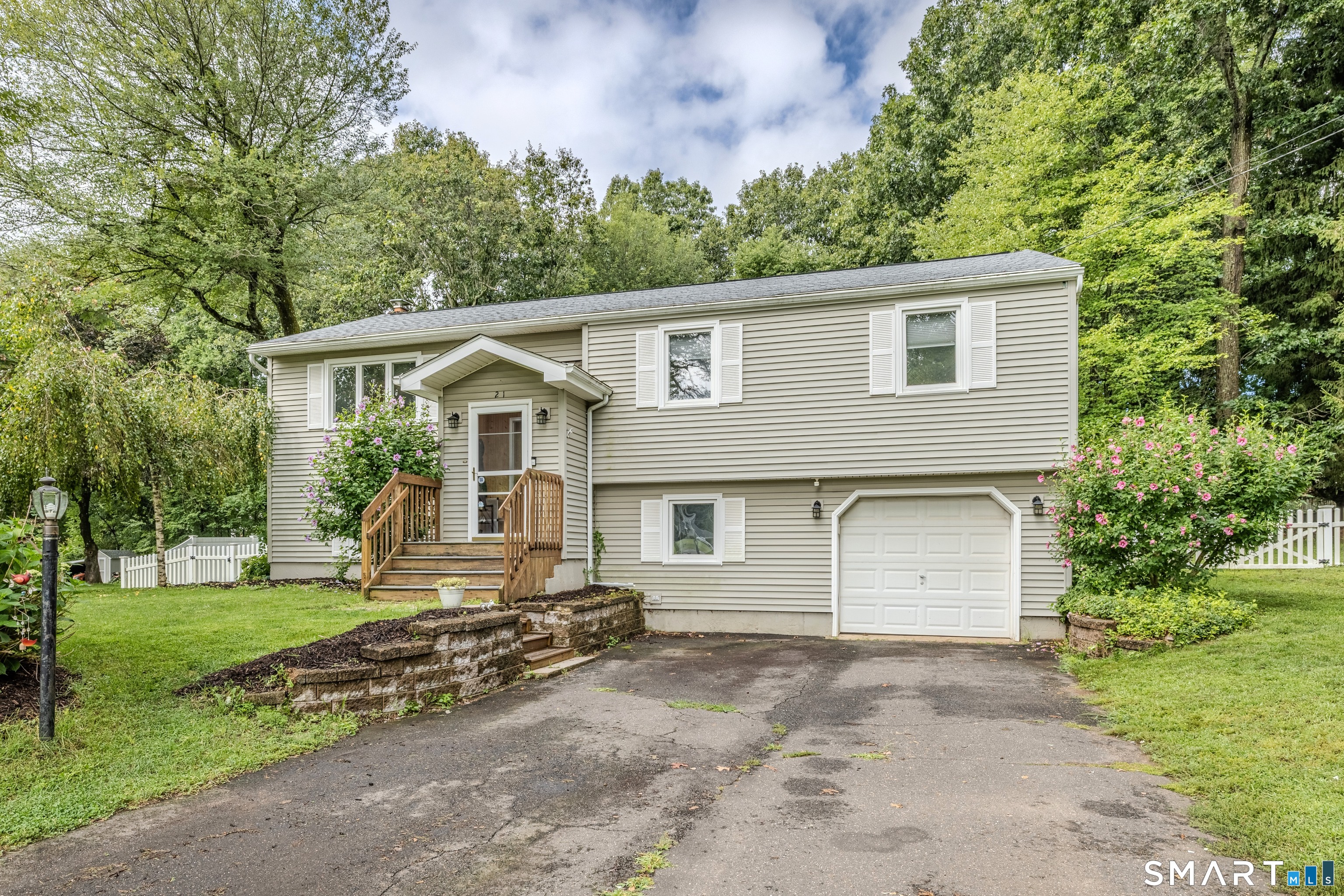 21 Kanter Drive Vernon CT 06066