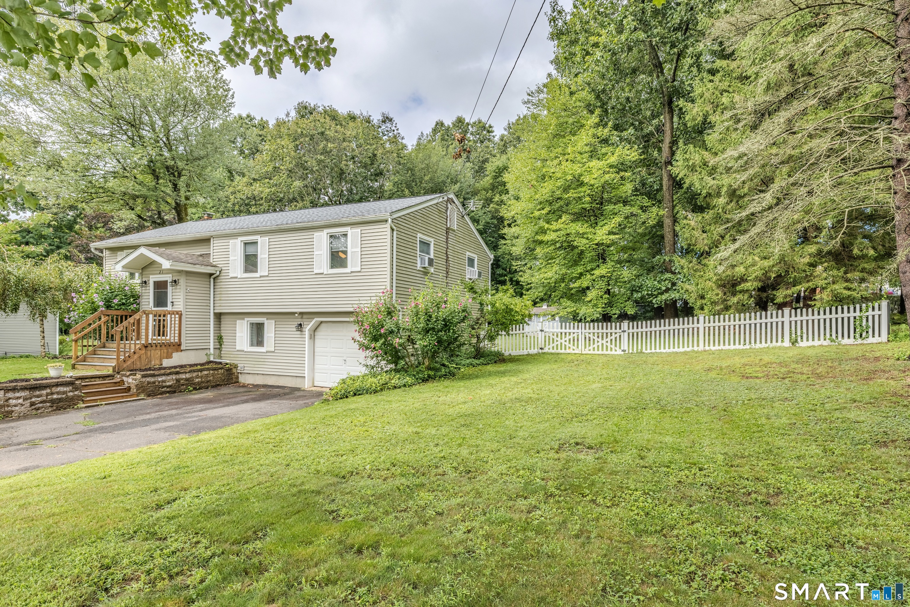 21 Kanter Drive Vernon CT 06066