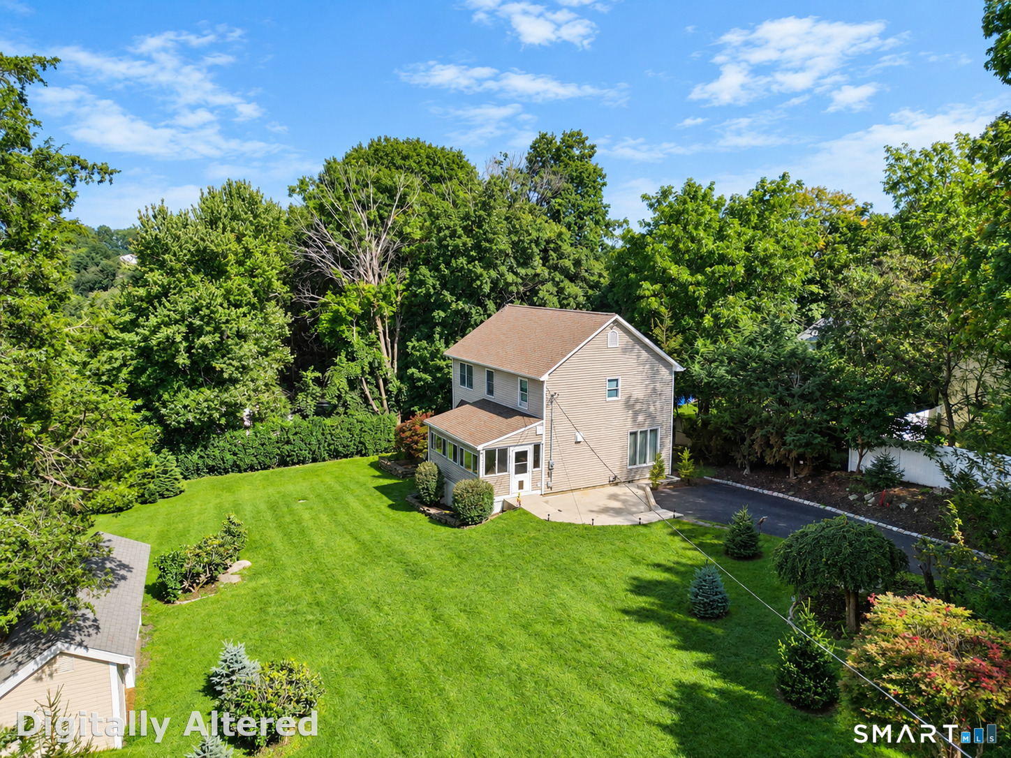 32 Taagan Point Drive Danbury CT 06811