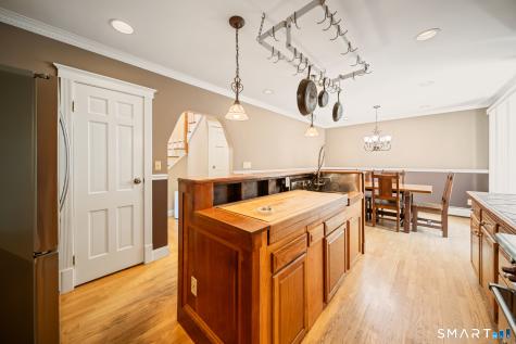 32 Taagan Point Drive Danbury CT 06811