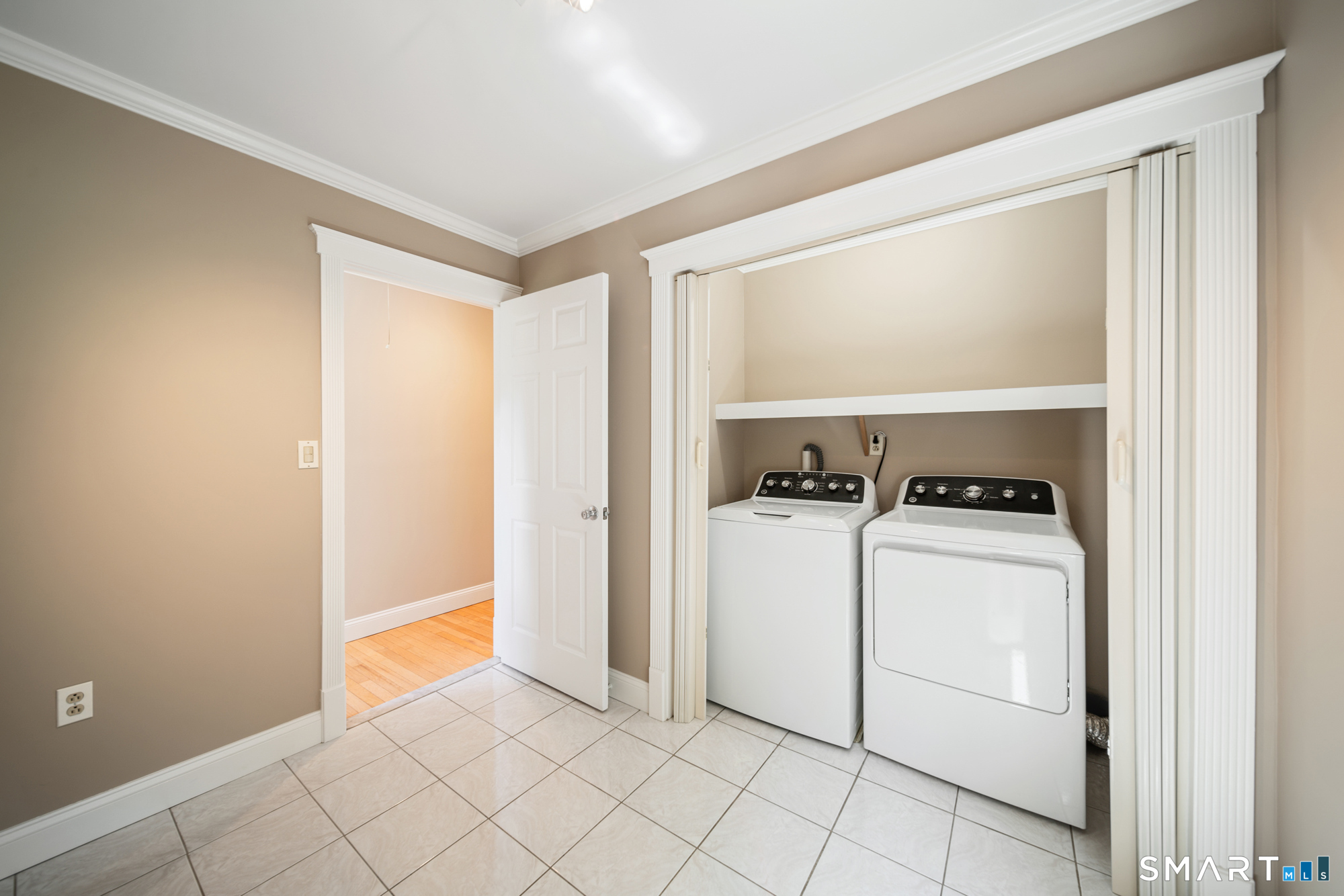 32 Taagan Point Drive Danbury CT 06811