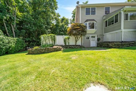 32 Taagan Point Drive Danbury CT 06811