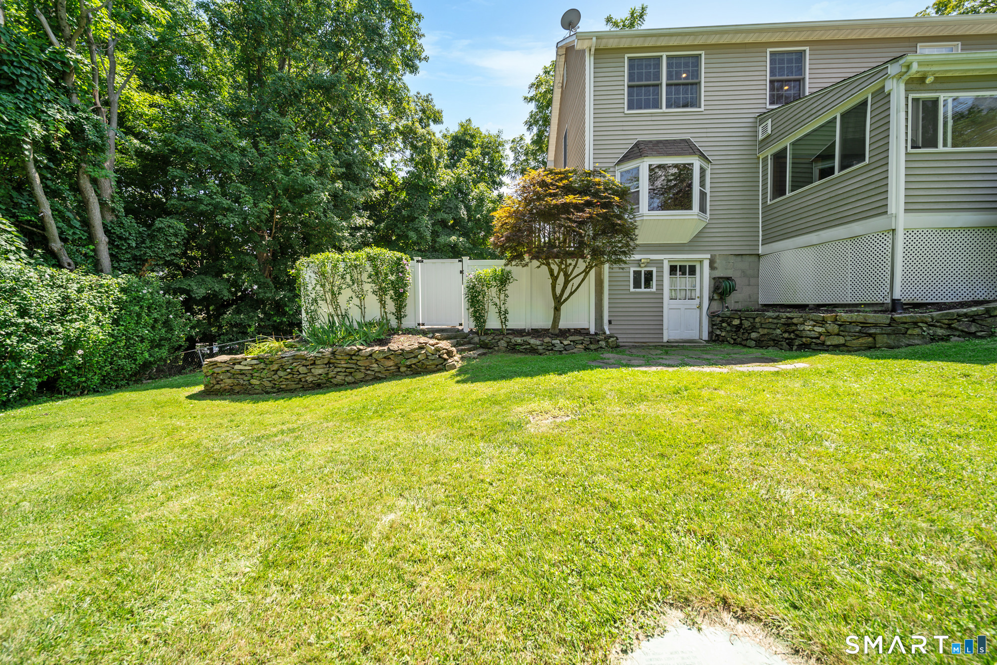 32 Taagan Point Drive Danbury CT 06811