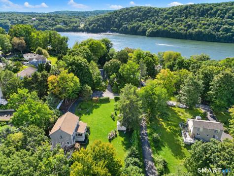 32 Taagan Point Drive Danbury CT 06811