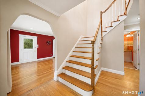 32 Taagan Point Drive Danbury CT 06811