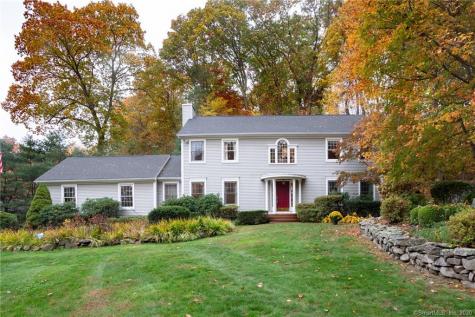 19 Fenn Road Middlebury CT 06762