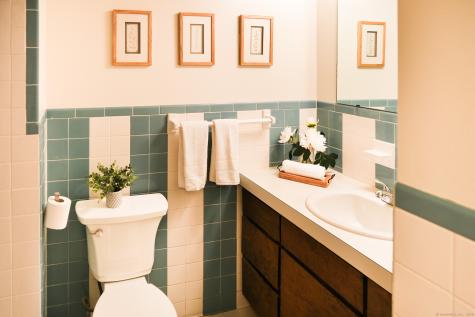 119 Wadhams Road Bloomfield CT 06002