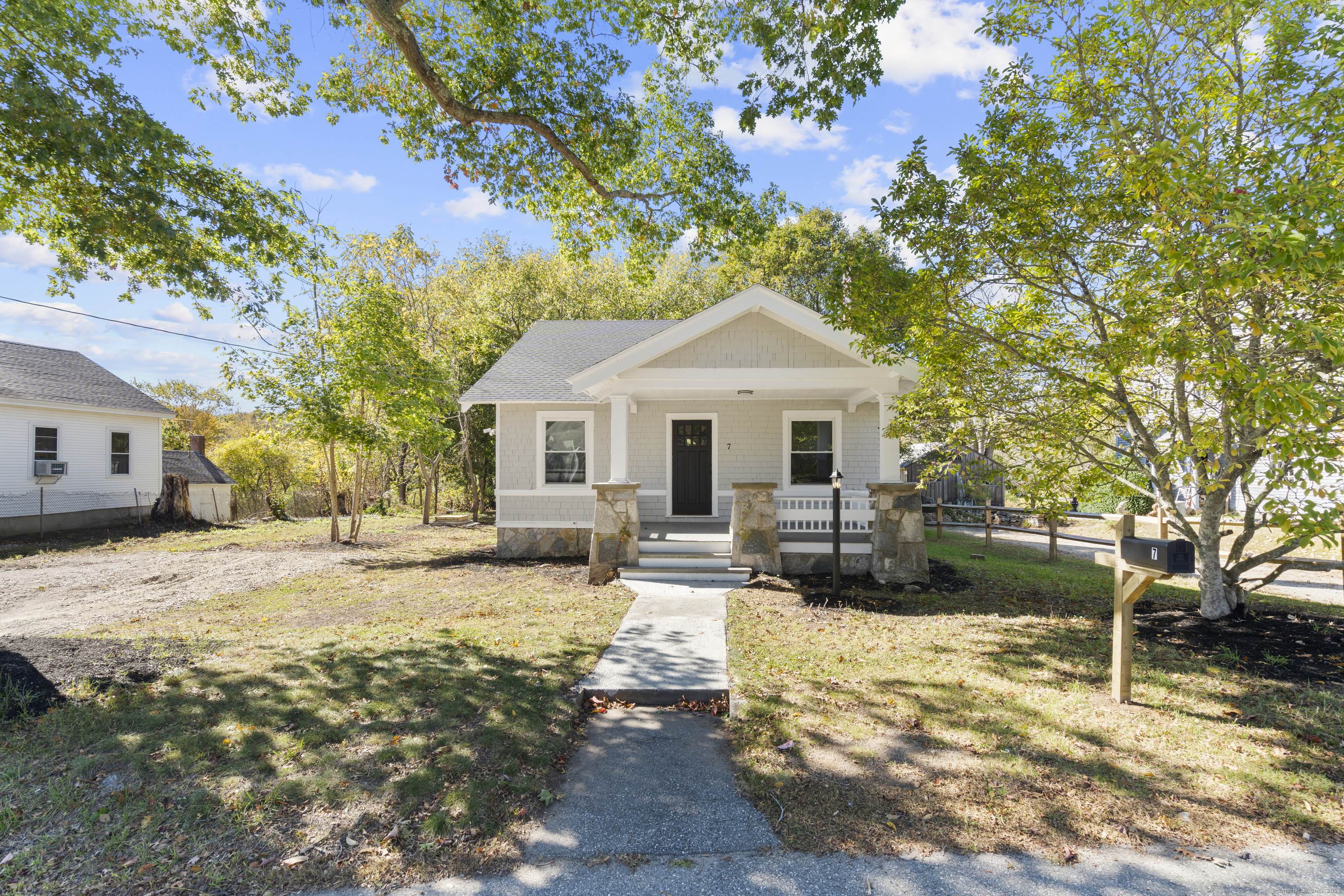 7 Devotion Road Scotland CT 06264