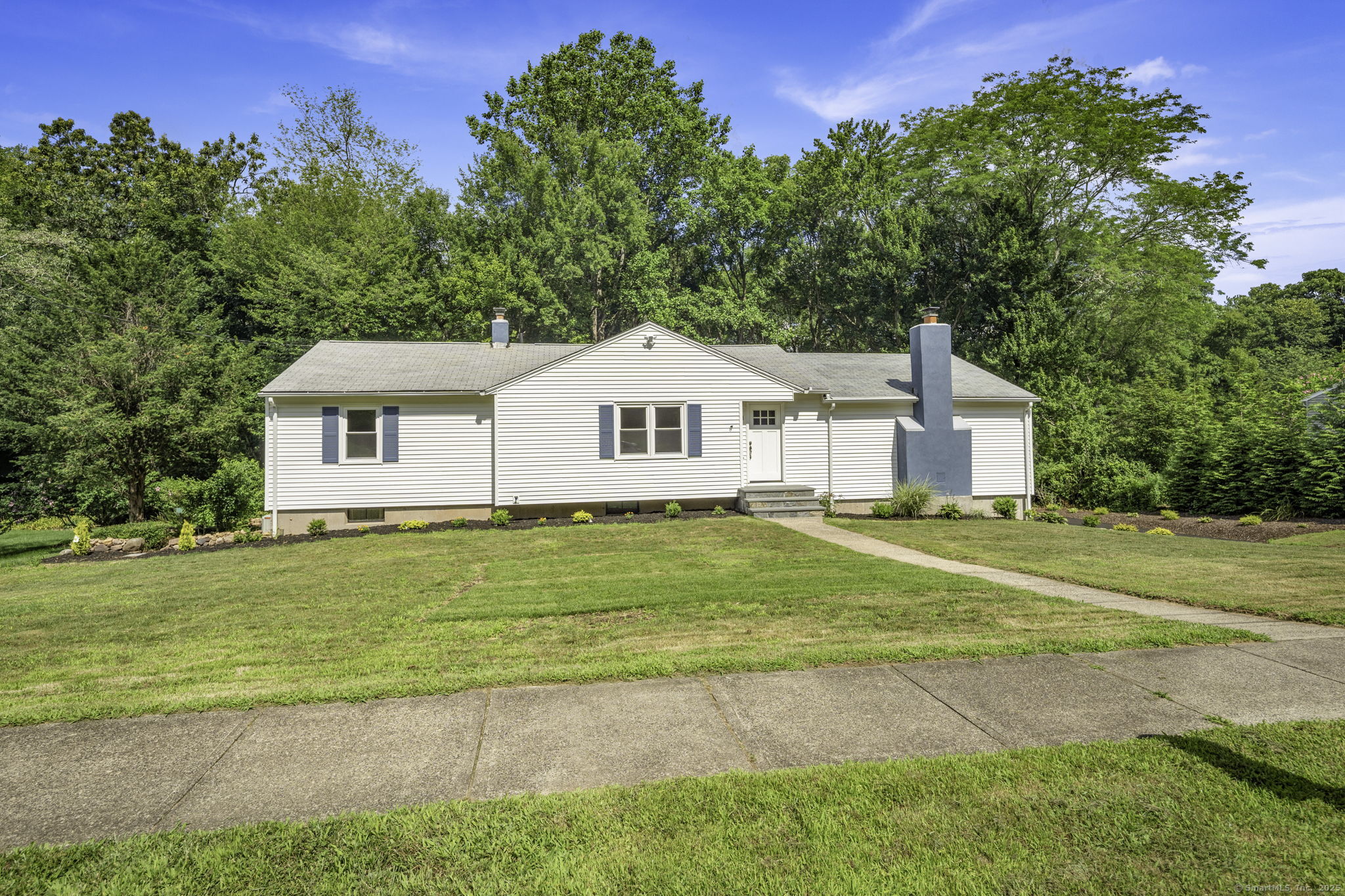 31 Roslyn Drive Cheshire CT 06410