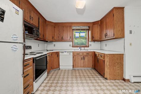 111 Daisy Circle Bristol CT 06010