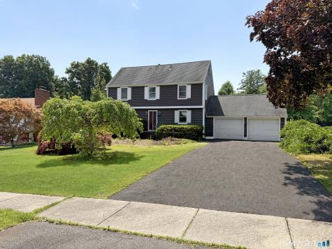 111 Daisy Circle Bristol CT 06010