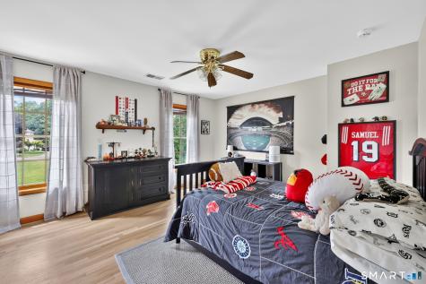 16 Founders Way Monroe CT 06468