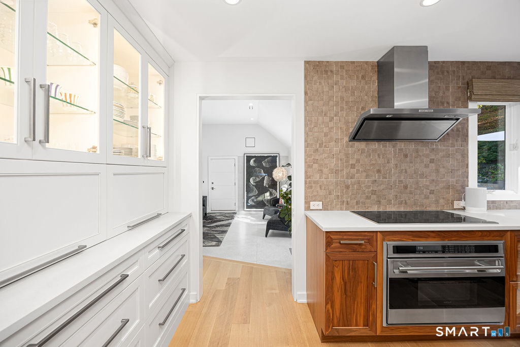 17 Greenbrier Road Westport CT 06880