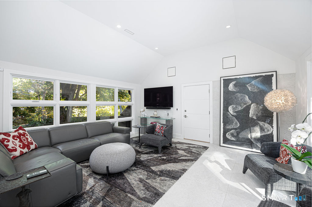 17 Greenbrier Road Westport CT 06880