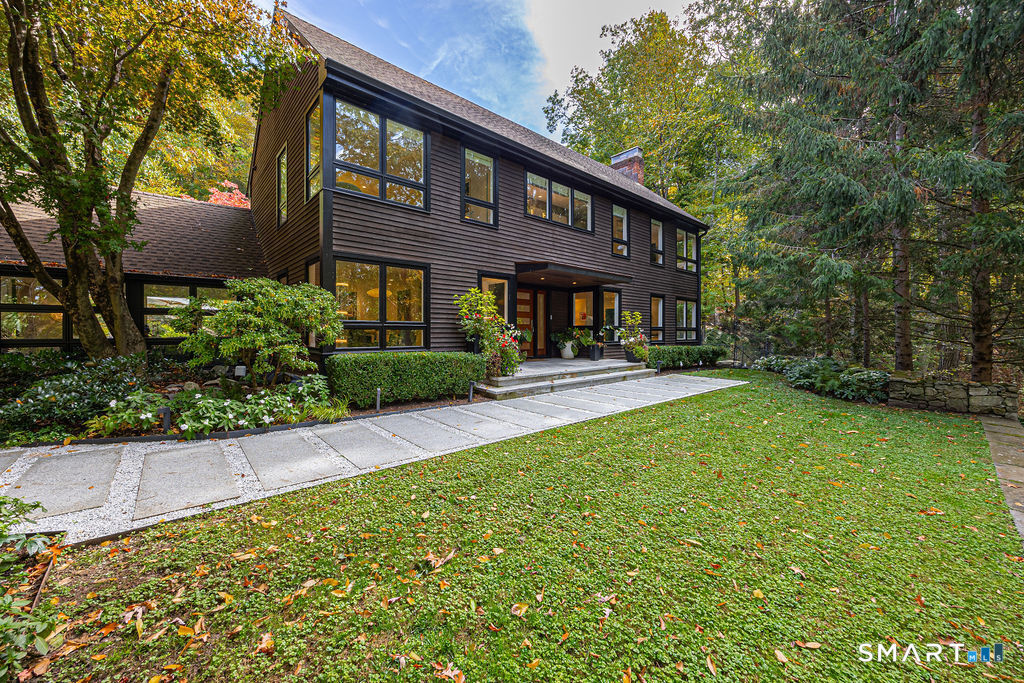 17 Greenbrier Road Westport CT 06880