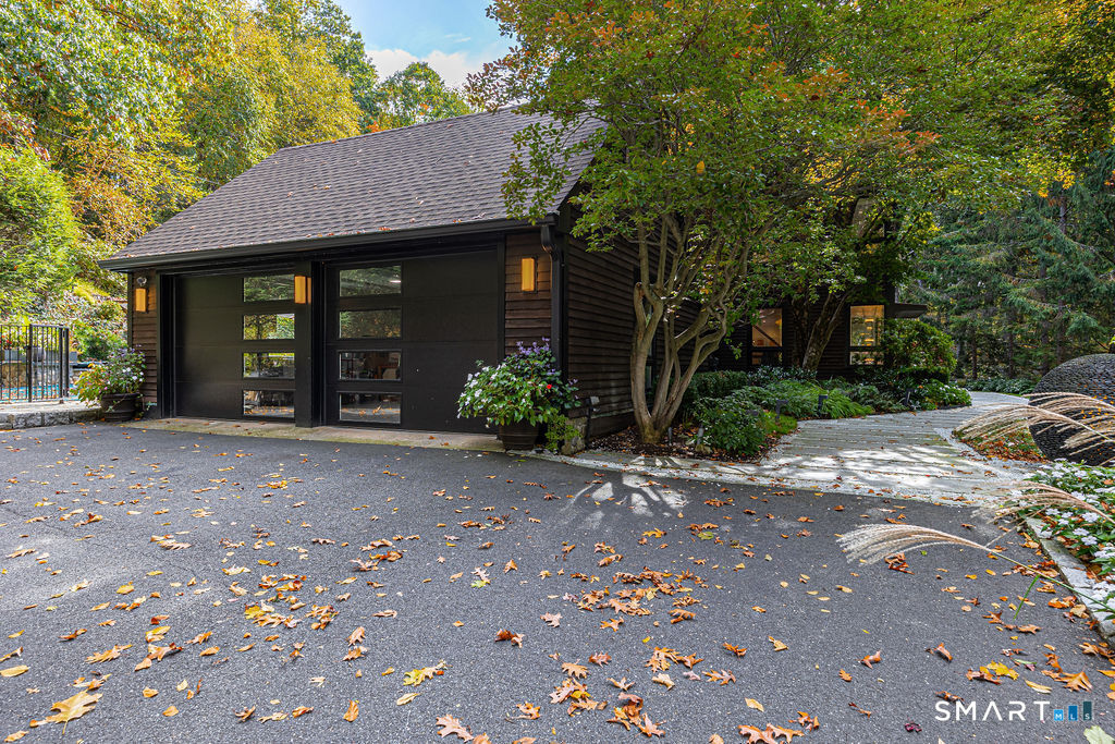 17 Greenbrier Road Westport CT 06880