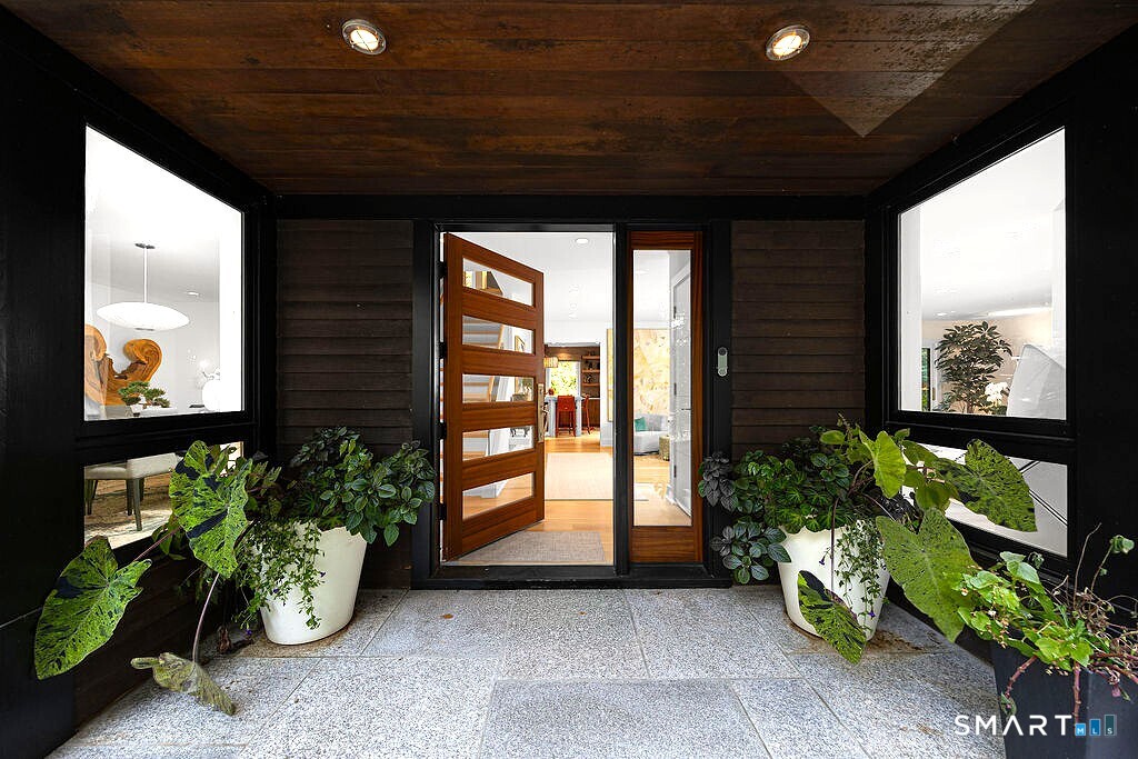 17 Greenbrier Road Westport CT 06880