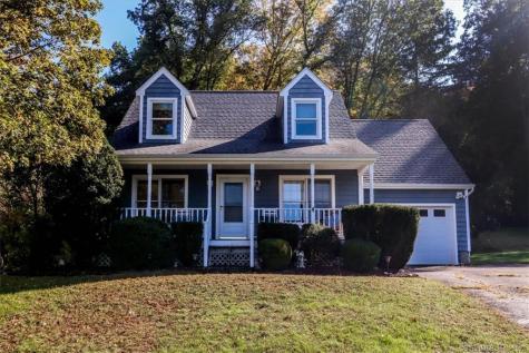 11 Lea Lane New Milford CT 06776