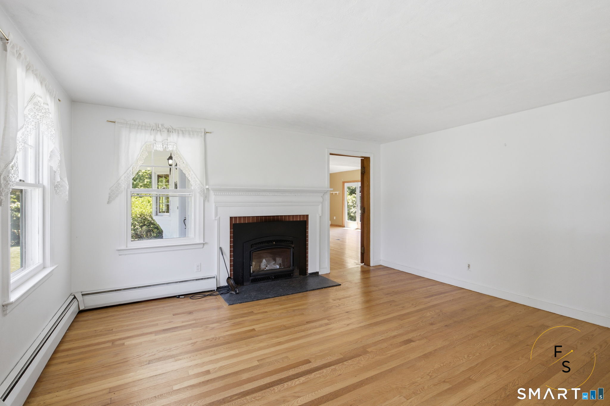 24 Amos Street Hamden CT 06518