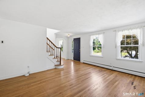 24 Amos Street Hamden CT 06518