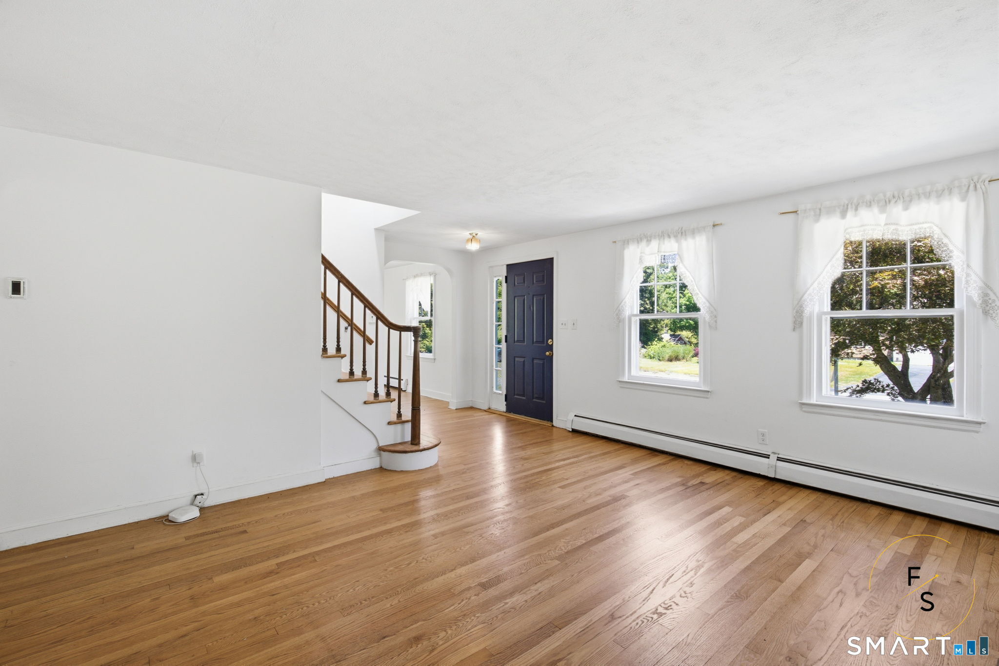 24 Amos Street Hamden CT 06518