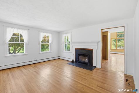 24 Amos Street Hamden CT 06518