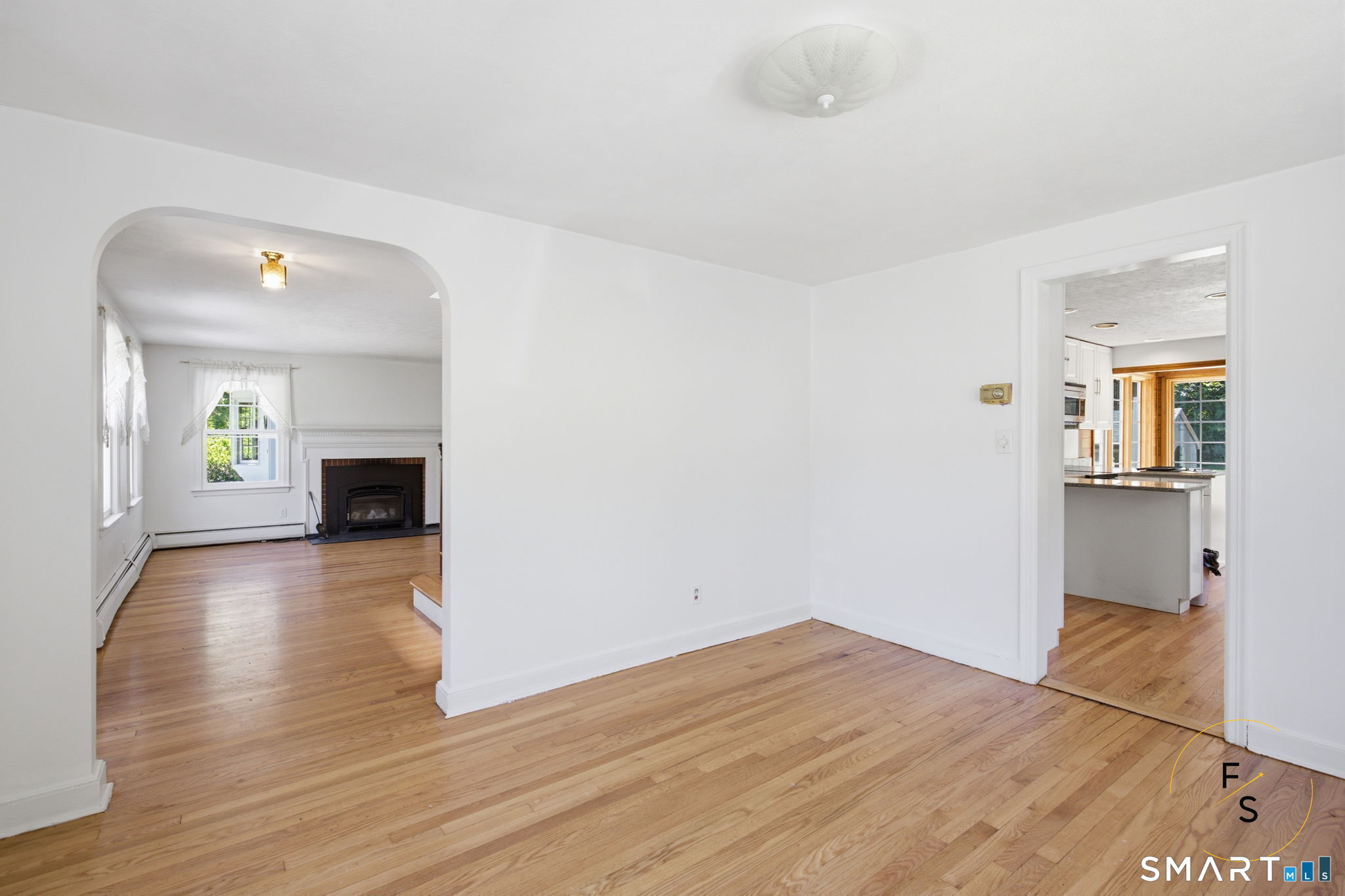 24 Amos Street Hamden CT 06518