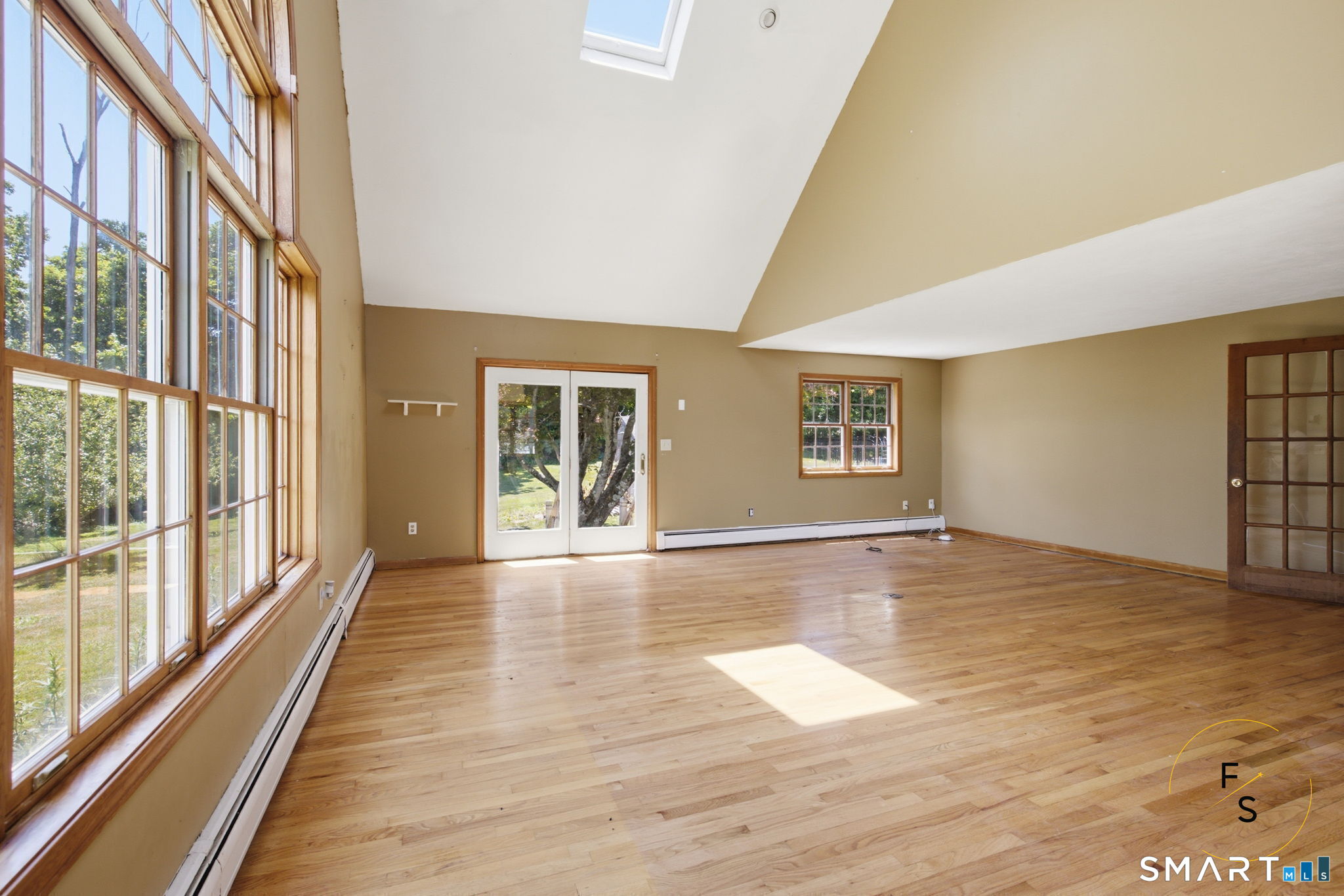 24 Amos Street Hamden CT 06518