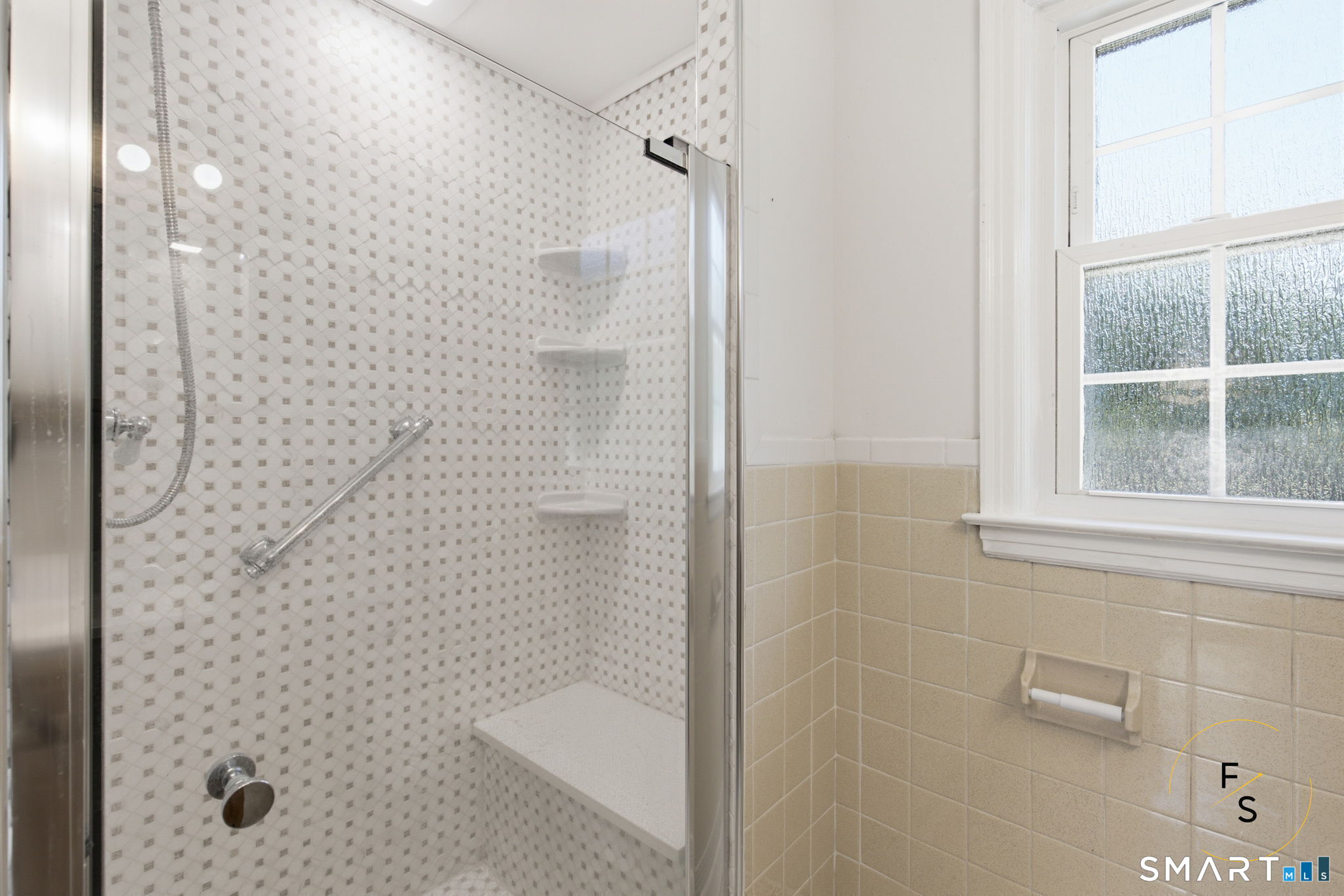 24 Amos Street Hamden CT 06518