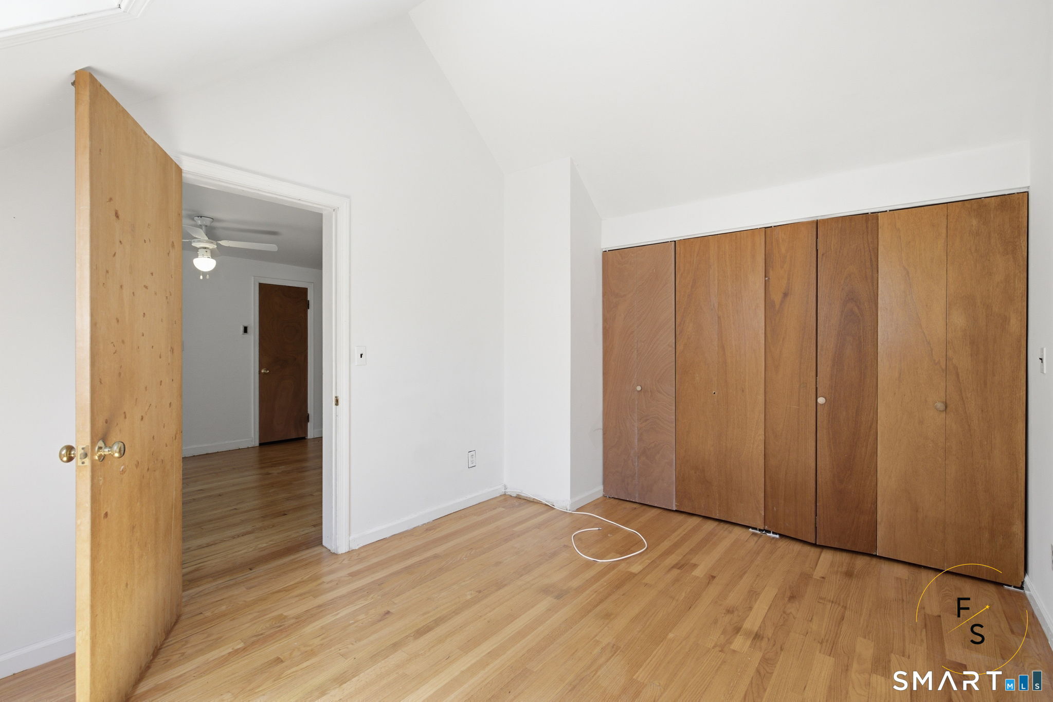 24 Amos Street Hamden CT 06518