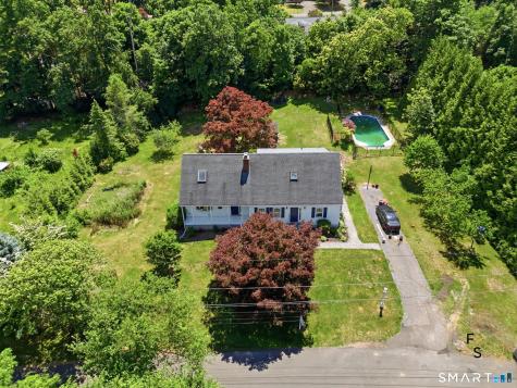 24 Amos Street Hamden CT 06518