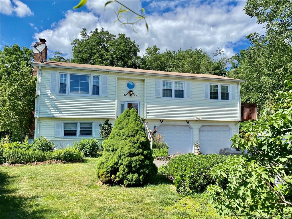 21 Bonair Circle Milford CT 06461