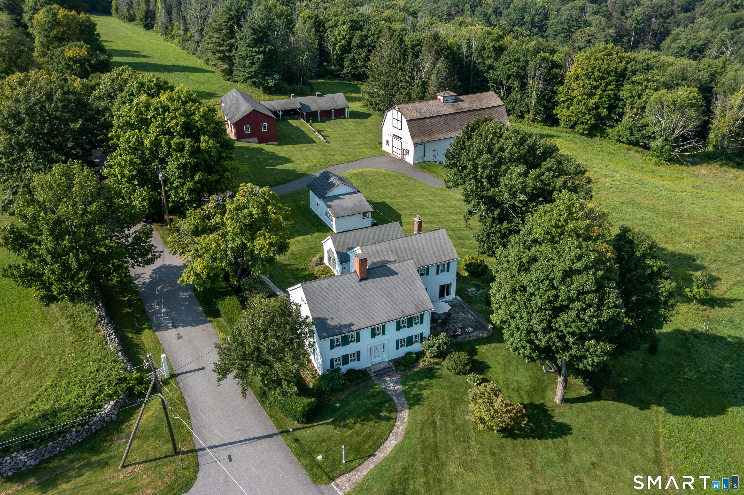 162 Hutchinson Parkway Litchfield CT 06759