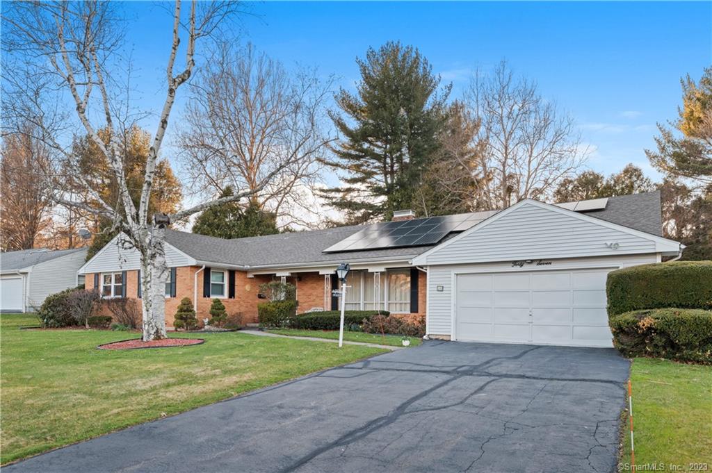 47 Vardon Road West Hartford CT 06117