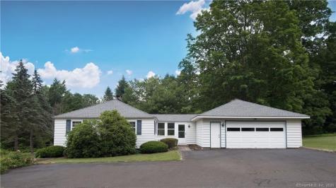 1 Glen Hill Road Redding CT 06896