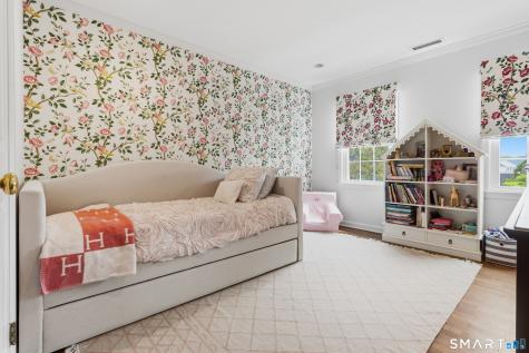 33 Fairview Avenue Darien CT 06820