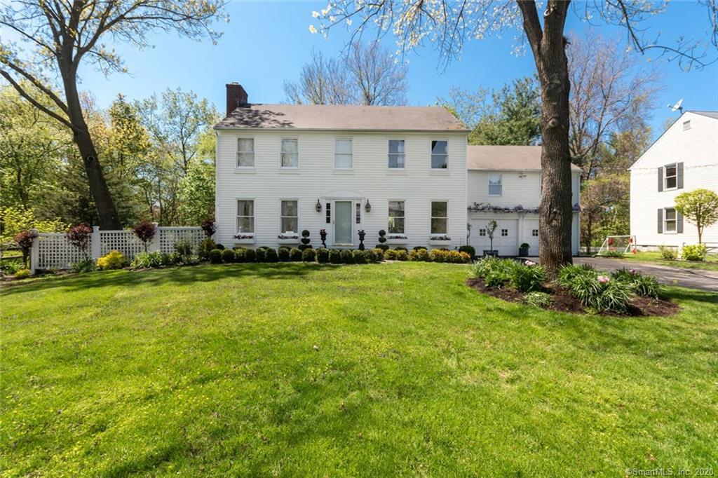 22 Heather Lane Darien CT 06820