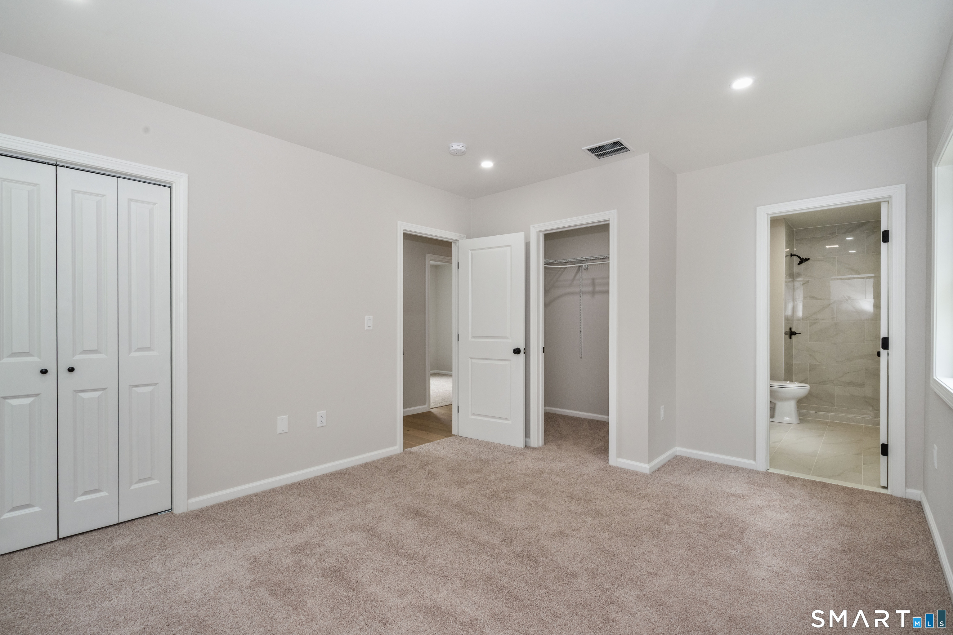 9 Washington Street Windsor Locks CT 06096