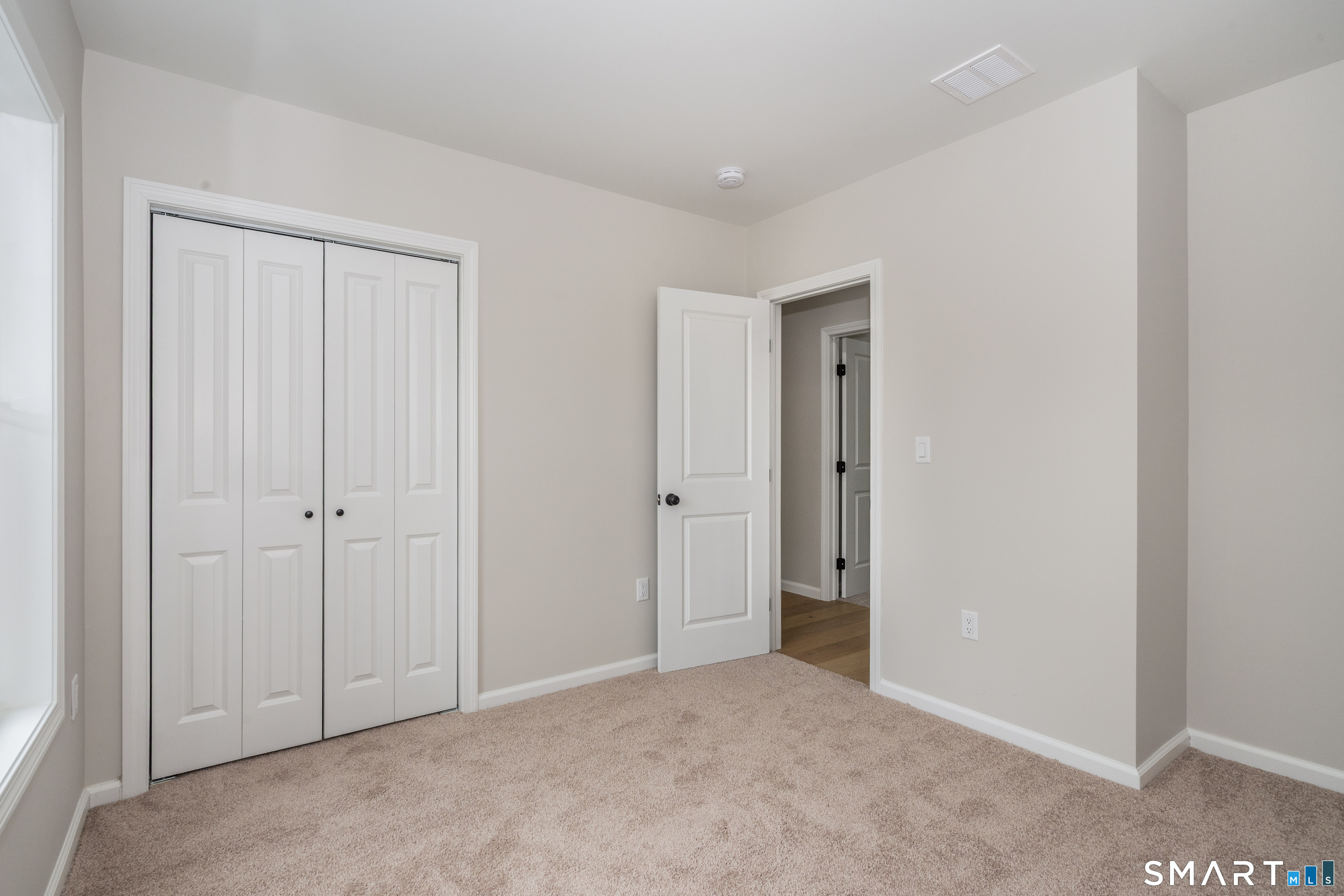 9 Washington Street Windsor Locks CT 06096