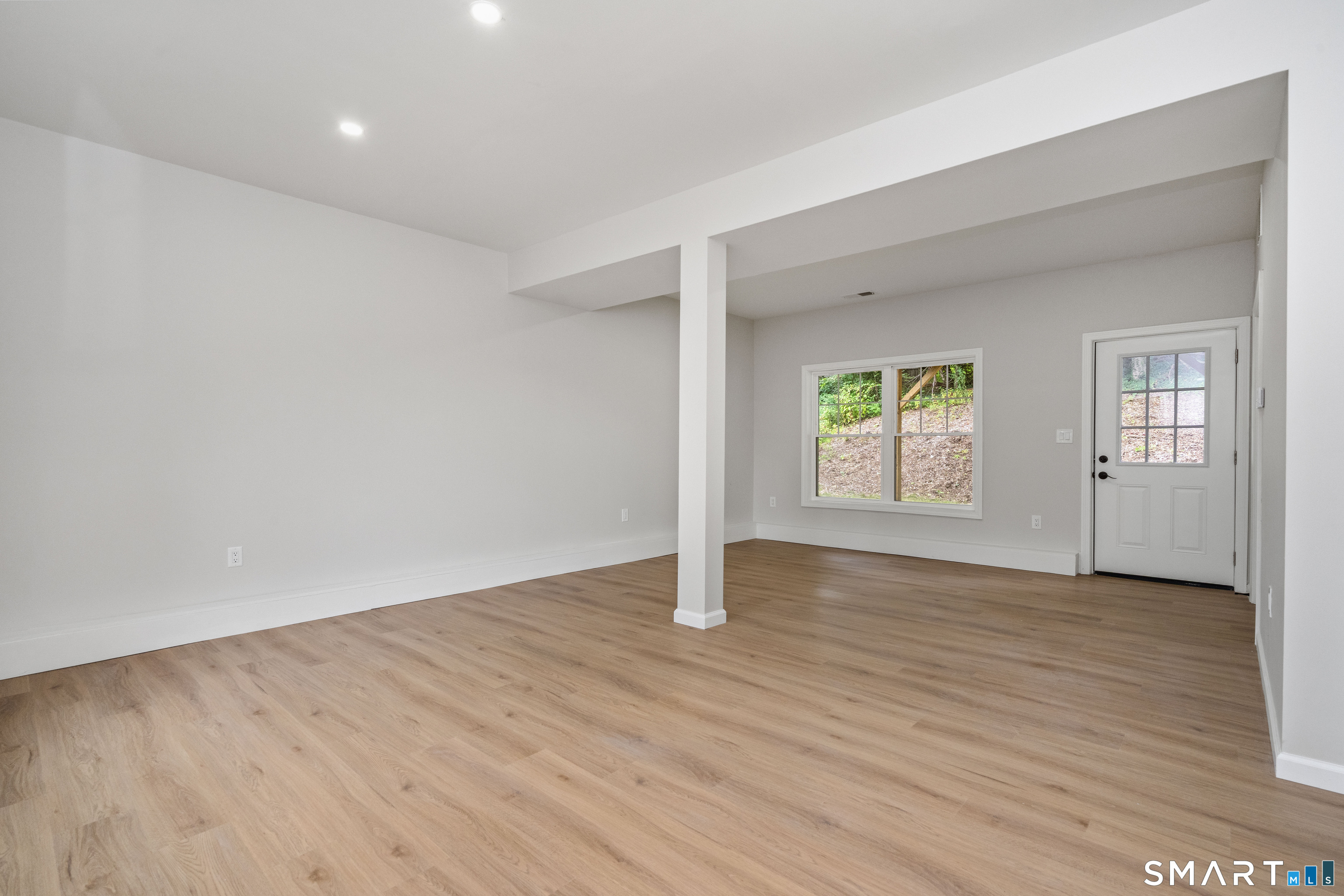 9 Washington Street Windsor Locks CT 06096