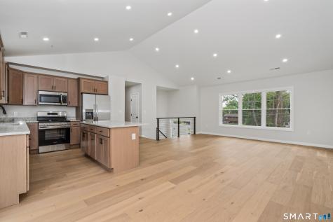 9 Washington Street Windsor Locks CT 06096