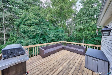 2 Pilgrims Way New Milford CT 06755