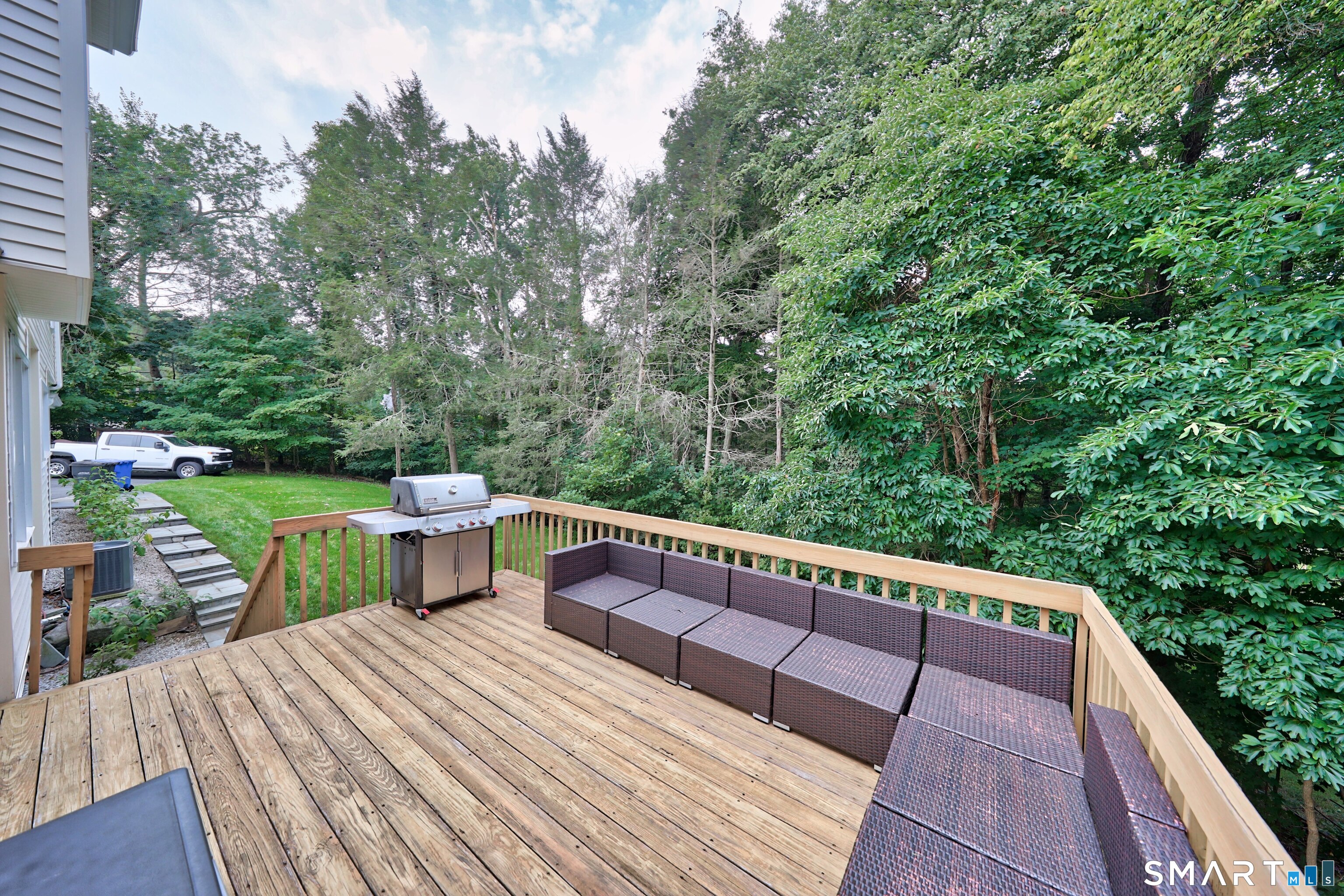 2 Pilgrims Way New Milford CT 06755