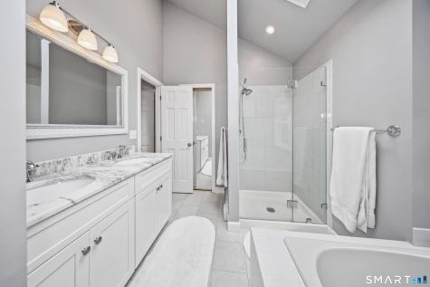 2 Pilgrims Way New Milford CT 06755