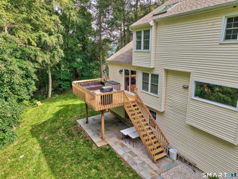 2 Pilgrims Way New Milford CT 06755