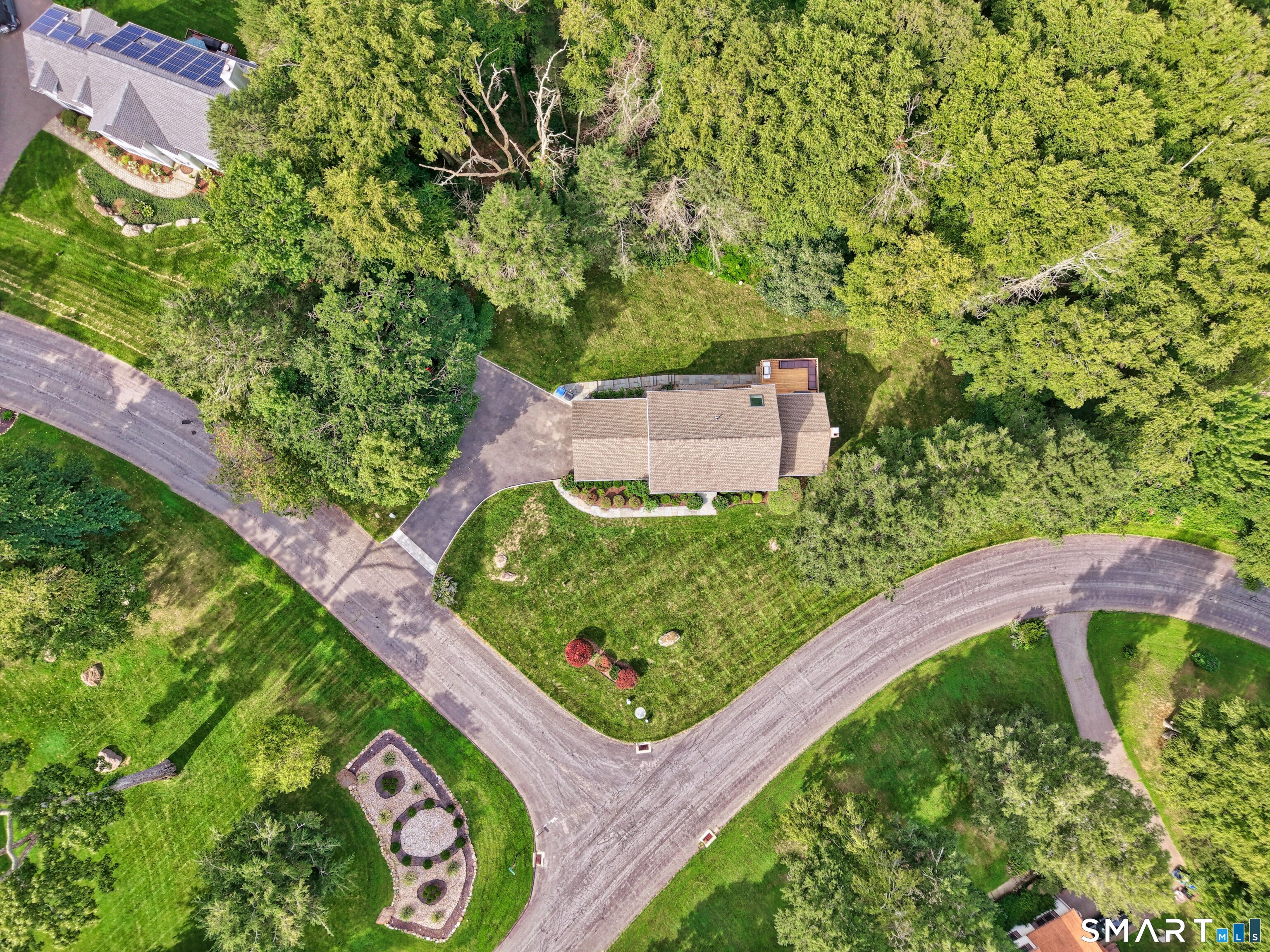2 Pilgrims Way New Milford CT 06755