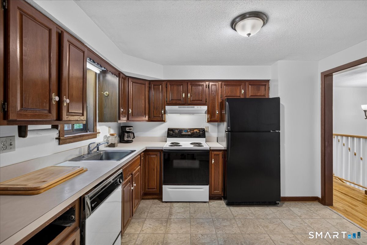 35 Aileen Drive Madison CT 06443